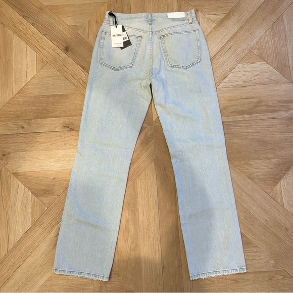 NEW WITH TAGS!  Re/Done 90’s High Rise Loose Bleach Destroyed. Size 29 - Picture 11 of 12